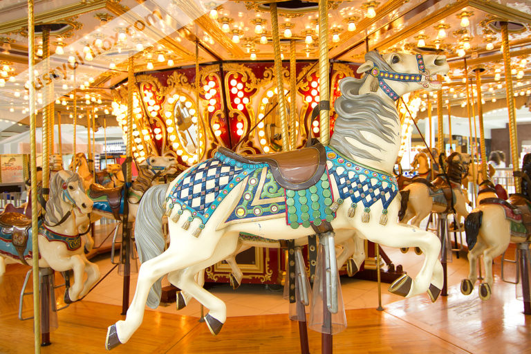 Mall Carousel Horse - rustyoldfox